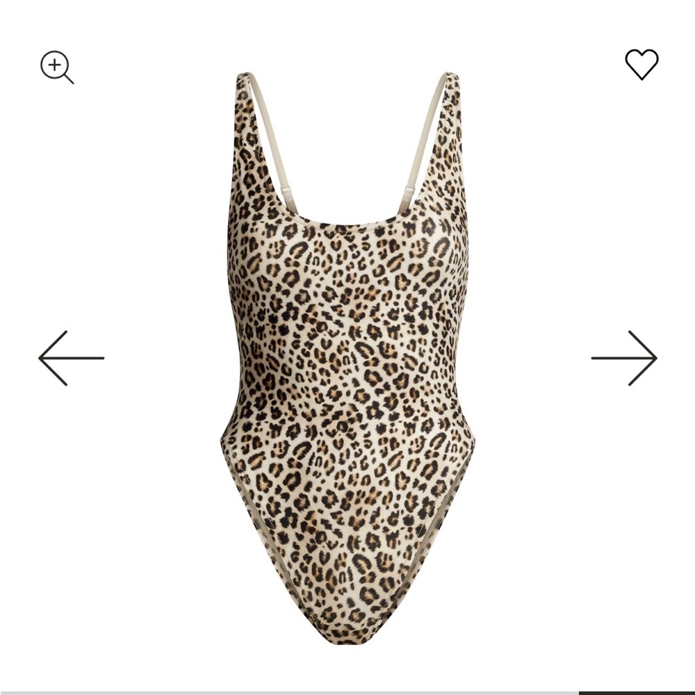 Sw50. Skims signature swim nwt scoop neck one piece champagne leopard print🐆XS/S